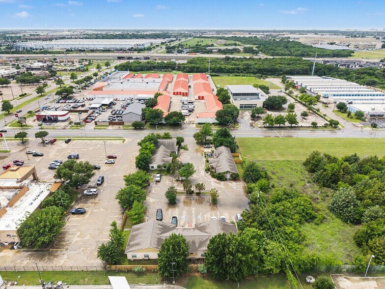 More Photos Of 2451-2461 Robinson Rd, Grand Prairie Medical For Sale