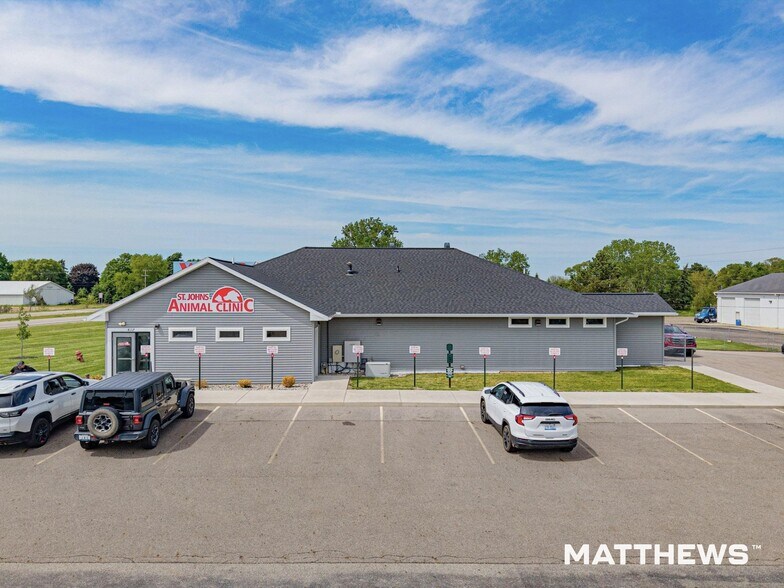 More Photos Of 4137 S US Highway 27, Saint Johns Healthcare For Sale
