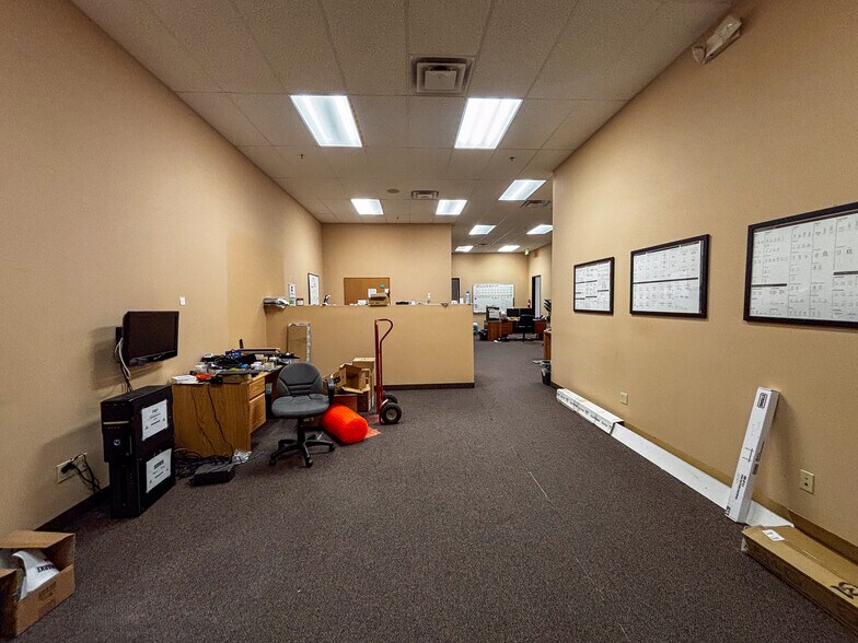 More Photos Of 45130 Golf Center Pky, Indio Warehouse For Sale