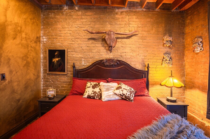 More Photos Of 304 Victor Ave, Victor Multifamily For Sale