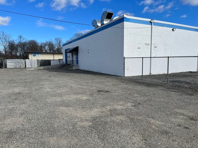 More Photos Of 51 Aster St, West Warwick Manufacturing For Sale