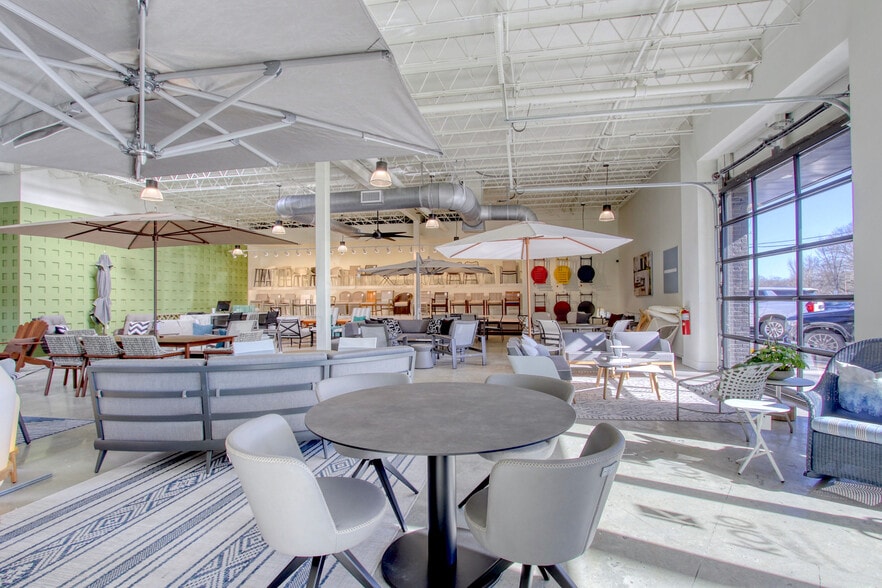 More Photos Of 763-765 Trabert Ave NW, Atlanta General Retail For Lease