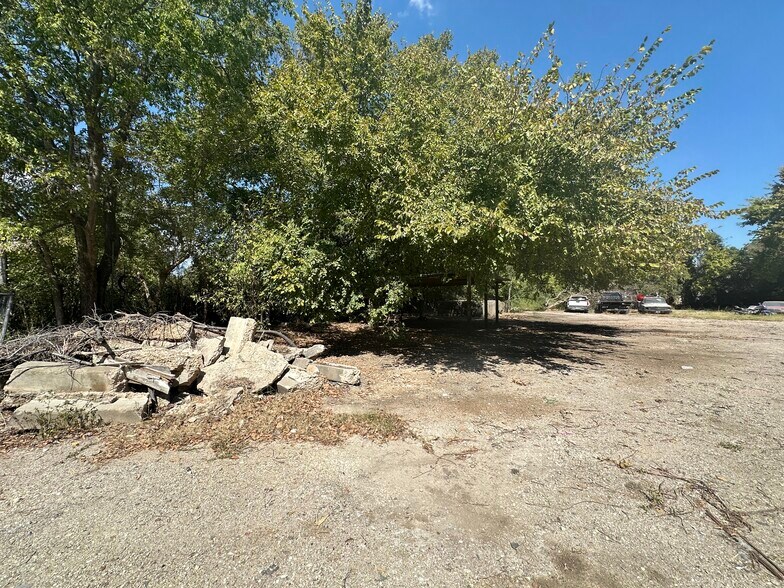 More Photos Of 817 Airport Blvd, Austin Restaurant For Sale