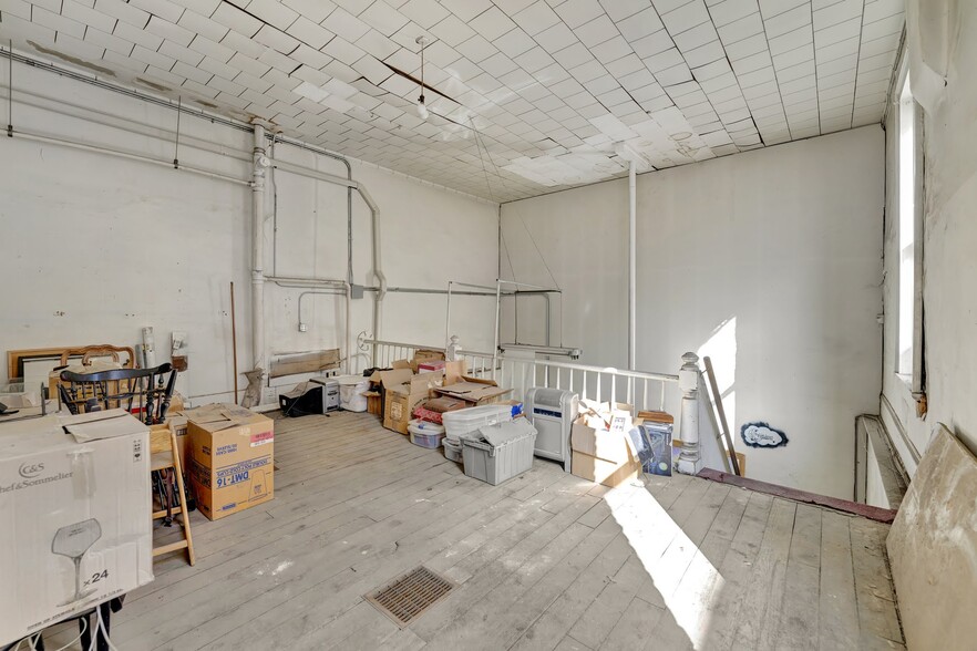 More Photos Of 121 W Main St, Trinidad General Retail For Sale