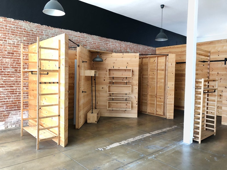 More Photos Of 1801-1809 Lincoln Blvd, Venice Storefront Retail Office For Lease
