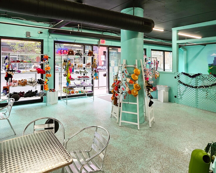 More Photos Of 1352 South St, Philadelphia Apartments For Lease