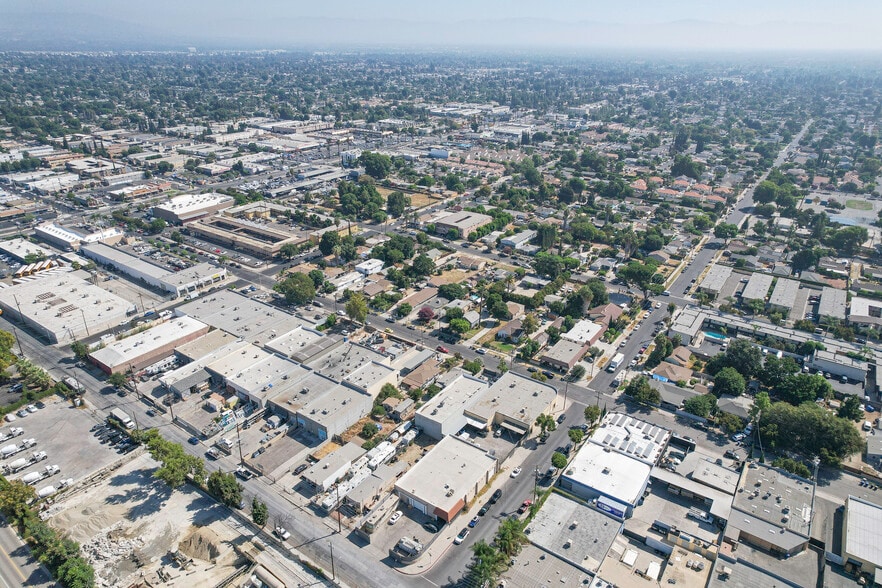 More Photos Of 6943 Eton Ave, Canoga Park Manufacturing For Sale