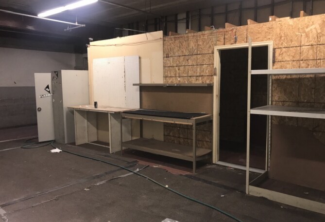 More Photos Of 1216-1218 N Lake St, Aurora Storefront Retail Office For Lease