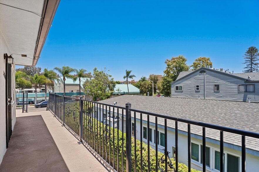 More Photos Of 378 Park Way, Chula Vista Multifamily For Sale