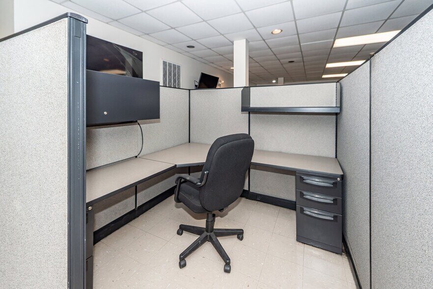 More Photos Of 3567 Meeting Street Rd, North Charleston Unknown For Lease