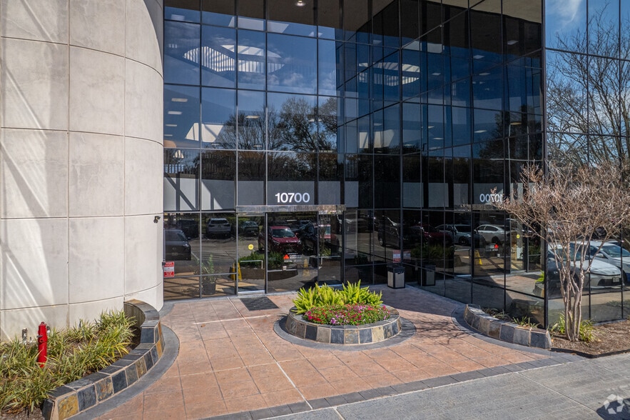 More Photos Of 10700 Richmond Ave, Houston Office For Lease