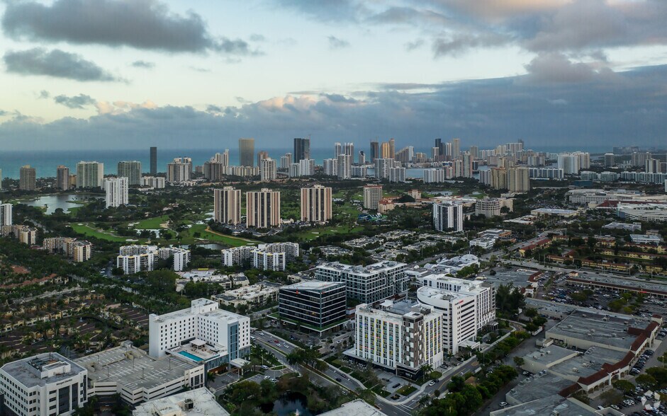 More Photos Of 2980 NE 207th St, Aventura Coworking Space