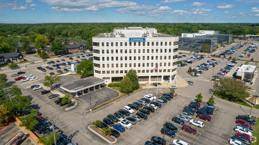 More Photos Of 29201 Telegraph Rd, Southfield Medical For Lease