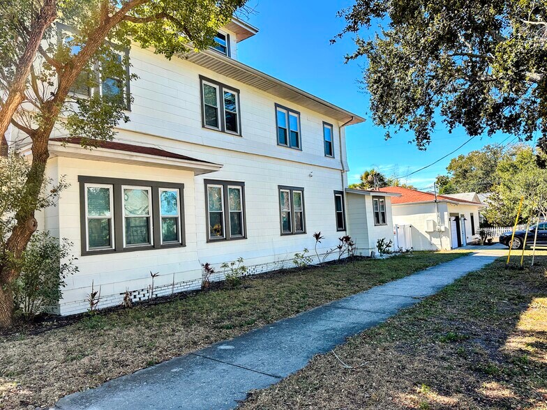 More Photos Of 838 6th St N, Saint Petersburg Apartments For Sale