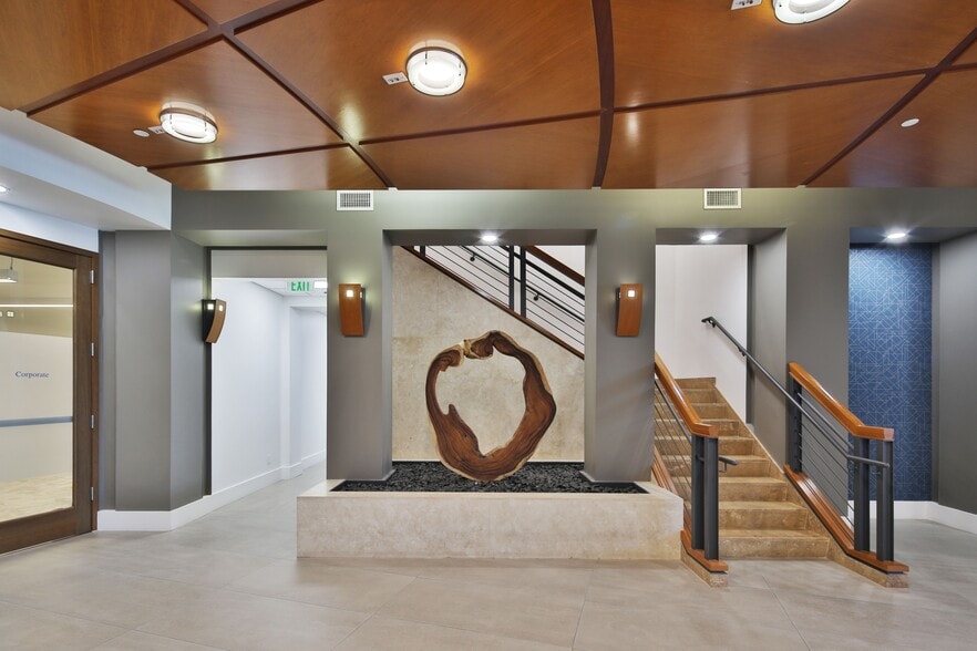 More Photos Of 26650 The Old Rd, Valencia Office For Lease