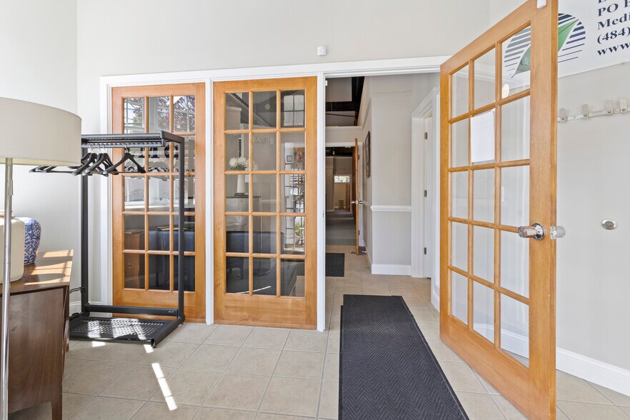 More Photos Of 101 N Providence Rd, Wallingford Office For Sale