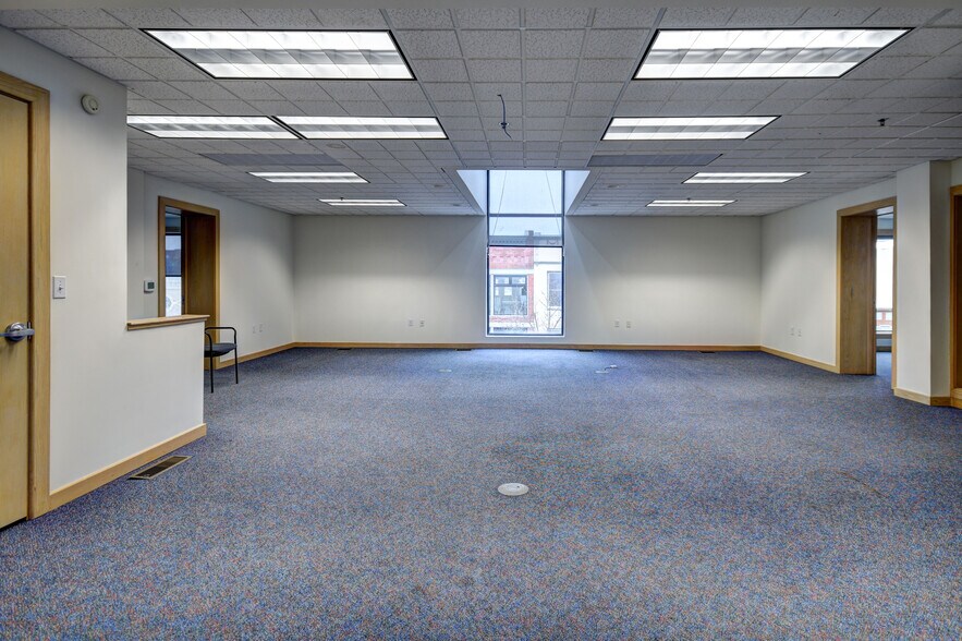 More Photos Of 121 E Front St, Traverse City Medical For Sale