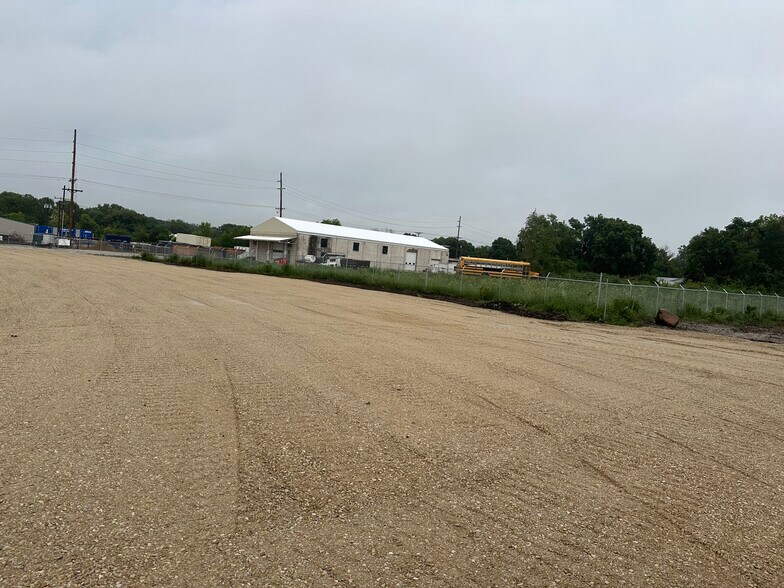 More Photos Of 5810 N Ninth St, Delphi Land For Lease