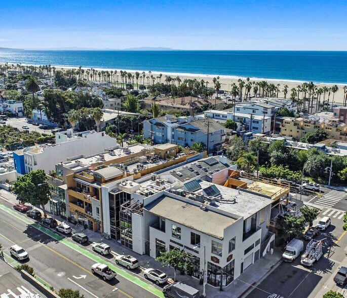 More Photos Of 2210 Main St, Santa Monica Office Residential For Lease
