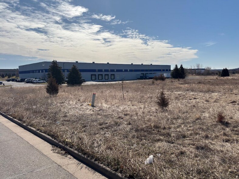 More Photos Of 2910 Harvey St, Hudson Land For Sale