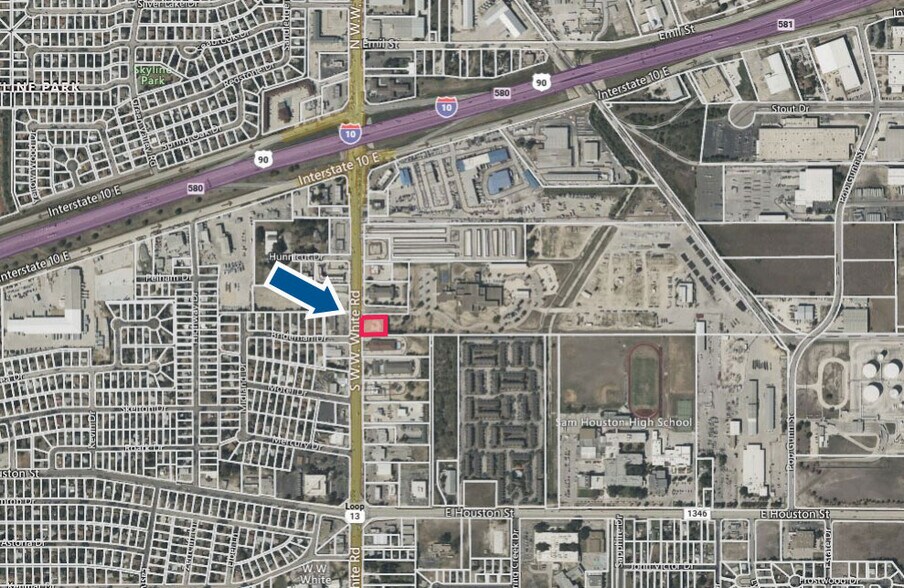 More Photos Of 214 S WW White Rd, San Antonio Office Residential For Sale