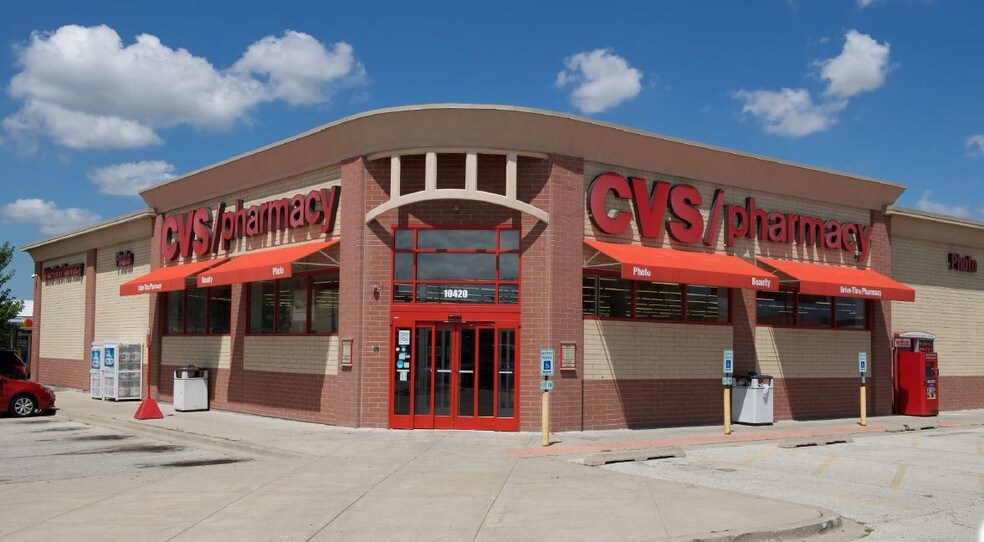 More Photos Of 10420 Grand Ave, Franklin Park Drugstore For Lease