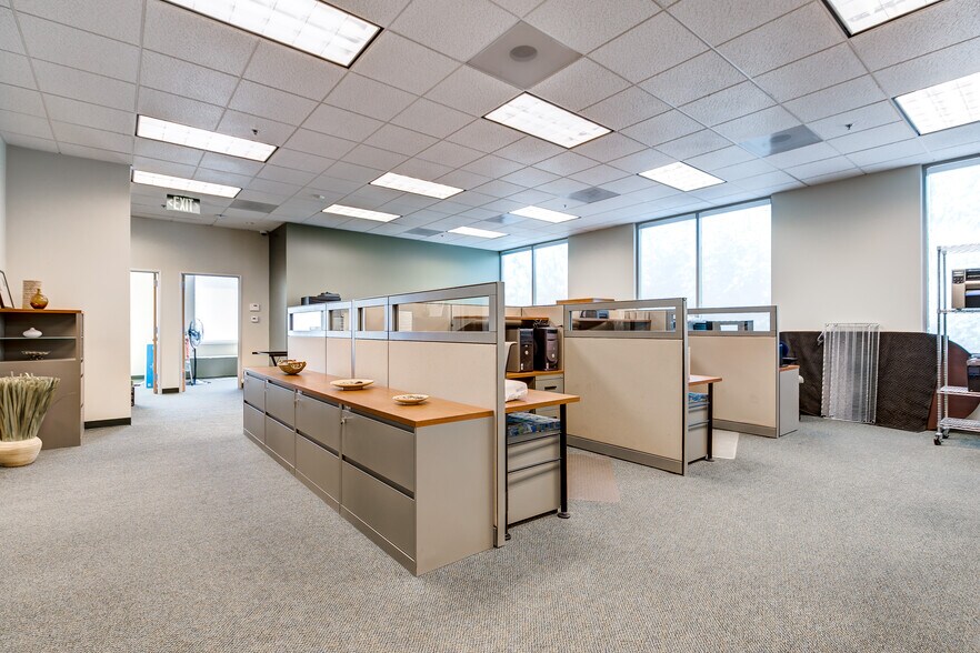 More Photos Of 9601 Irvine Center Dr, Irvine Industrial For Sale