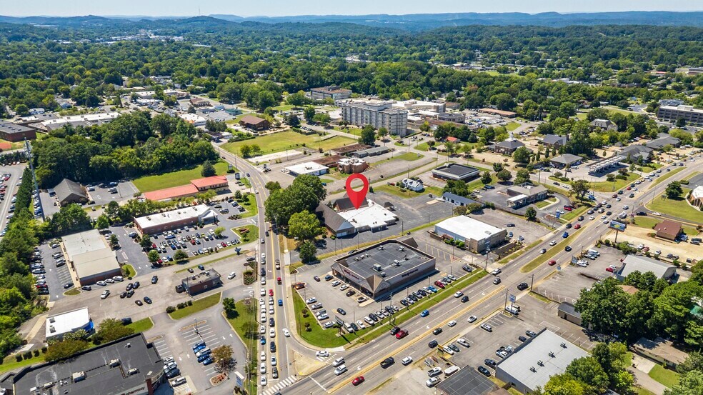 More Photos Of 2415 N Ocoee St, Cleveland Funeral Home For Sale