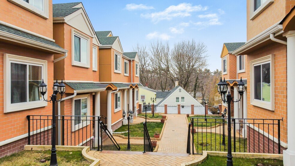 More Photos Of 90 Steamboat Rd, Great Neck Land For Sale