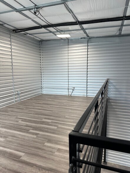 More Photos Of 529 SH 46 E, Boerne Warehouse For Sale