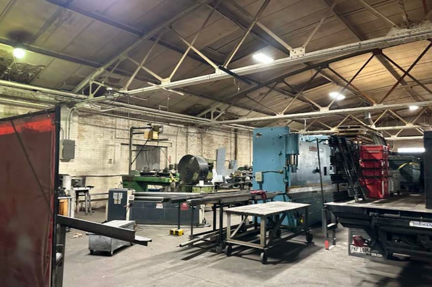 More Photos Of 2917 Colerain Ave, Cincinnati Manufacturing For Sale