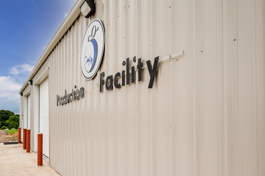 More Photos Of 10220 Lauer Rd, Baroda Winery Vineyard For Sale