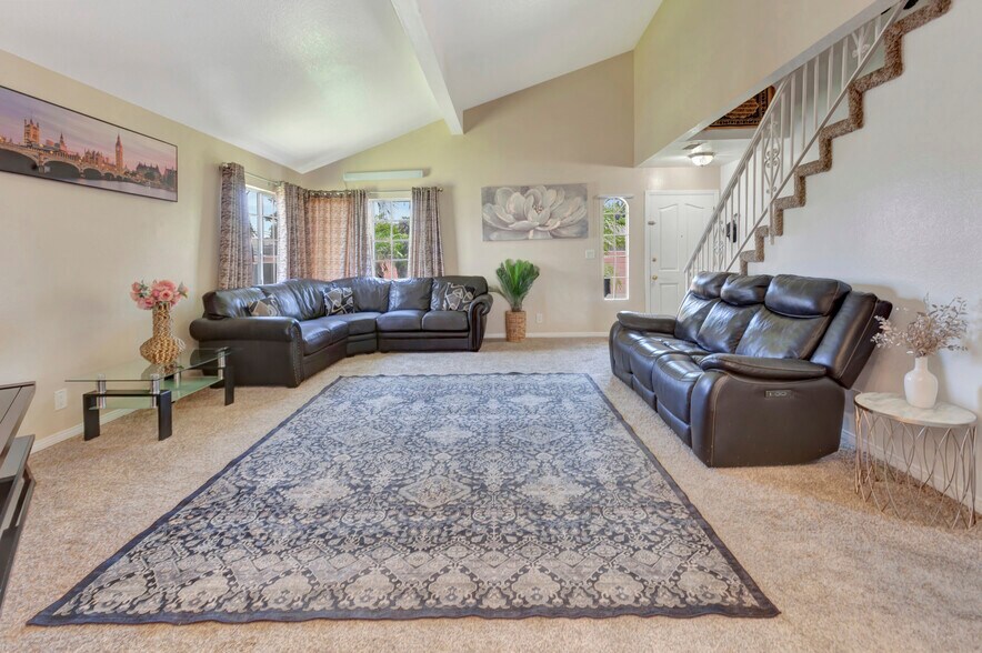 More Photos Of 12731 Barlin Ave, Downey Apartments For Sale