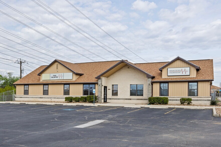 More Photos Of 7975 Fm 78, San Antonio Office For Sale