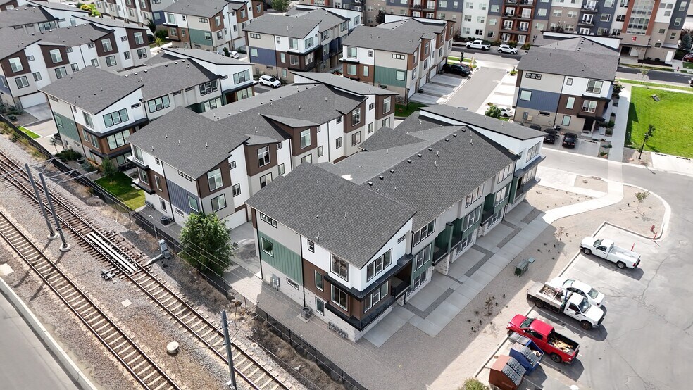 More Photos Of , Sandy Multifamily For Sale