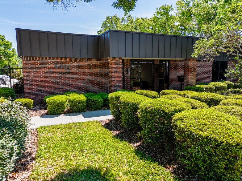 More Photos Of 5421 N 59th St, Tampa Office For Sale