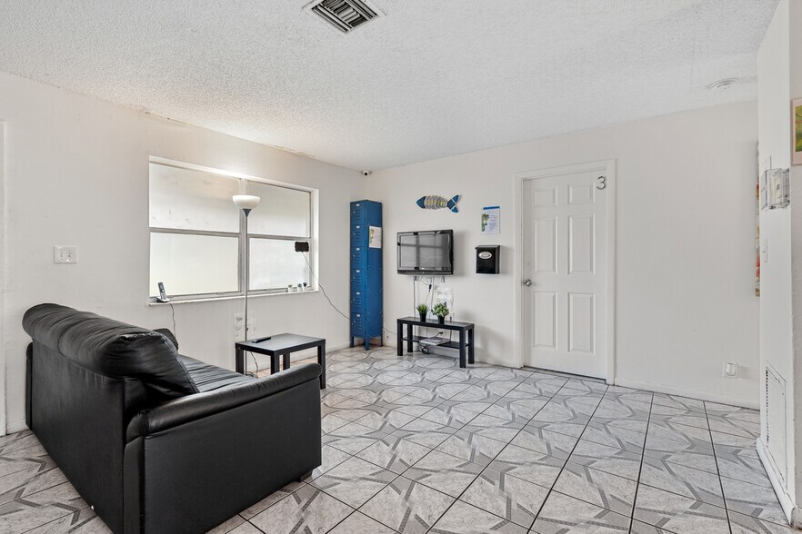 More Photos Of 1112 NE 5th Ave, Fort Lauderdale Hospitality For Sale