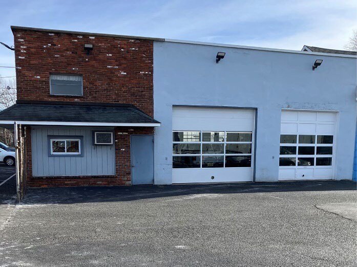 More Photos Of 704 Clinton Ave, South Plainfield Auto Repair For Lease