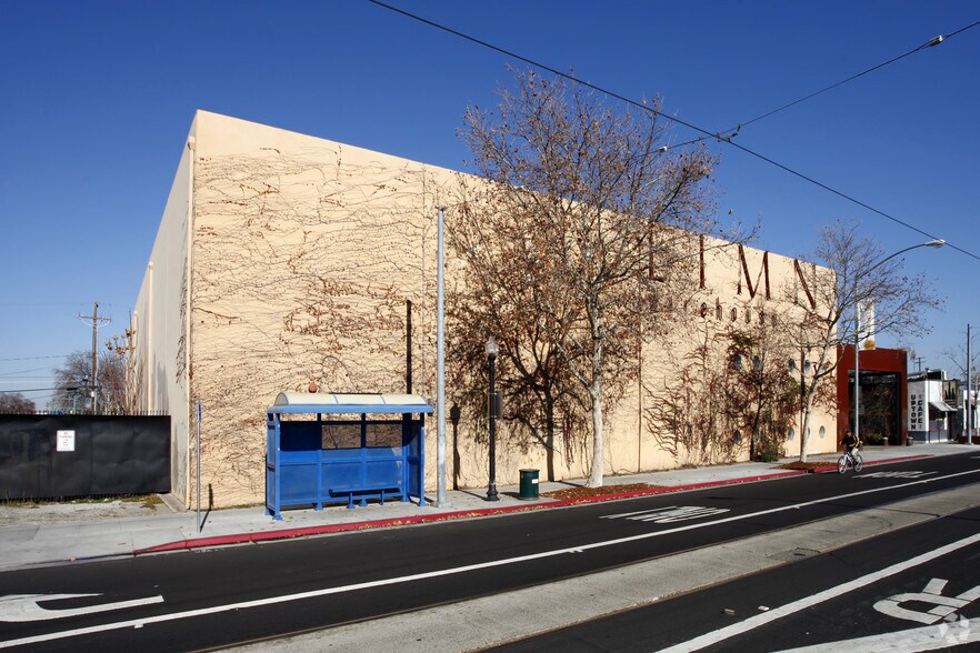 Primary Photo Of 1113 Del Paso Blvd, Sacramento Warehouse For Sale