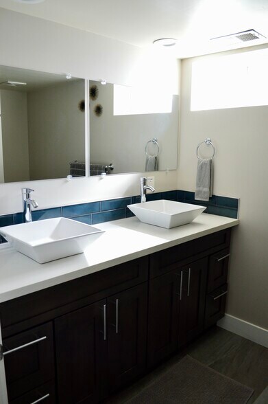 More Photos Of 2200-2216 S Cherry St, Denver Apartments For Sale