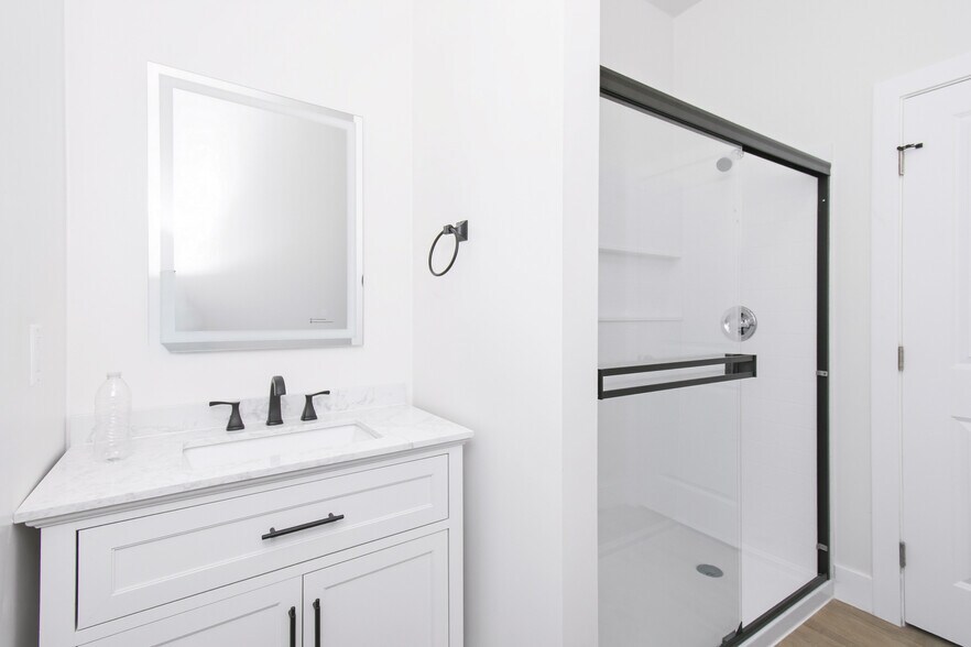 More Photos Of 1823 P St, Sacramento Apartments For Sale