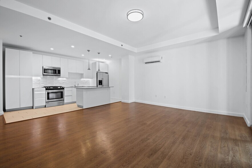 More Photos Of 522 S Boston Ave, Tulsa Apartments For Lease