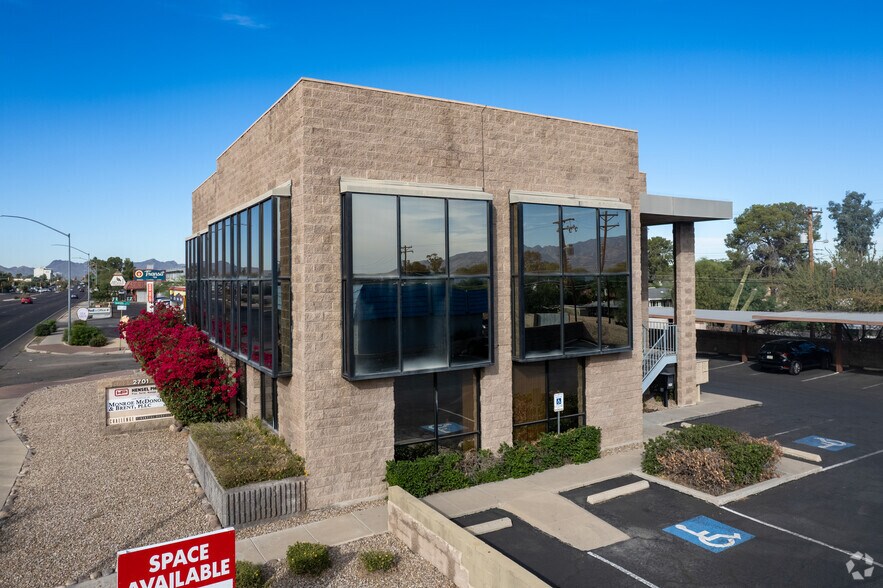 Primary Photo Of 2701 E Speedway Blvd, Tucson Medical For Sale