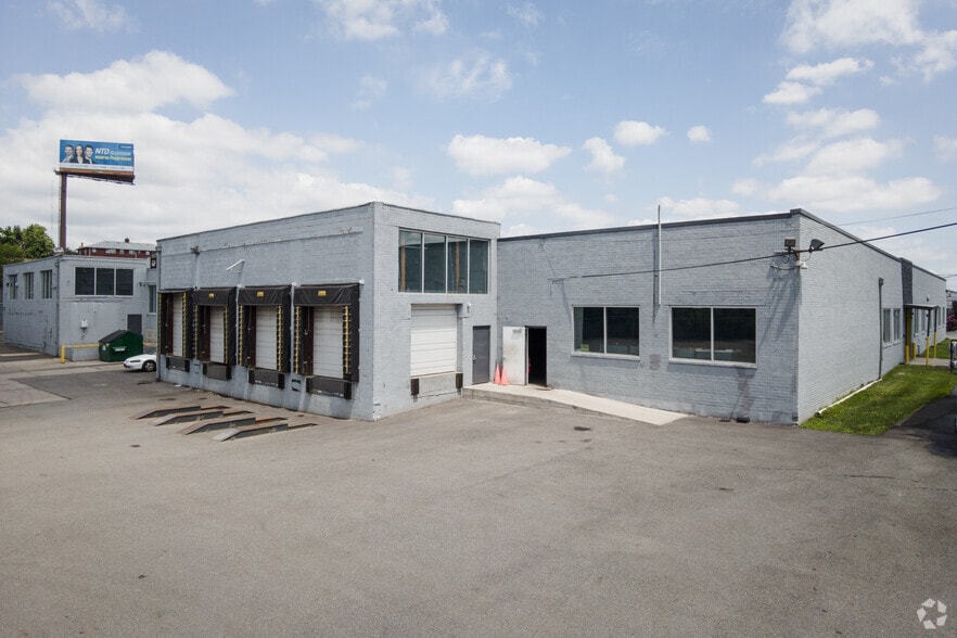 More Photos Of 215 S Newman St, Hackensack Warehouse For Lease