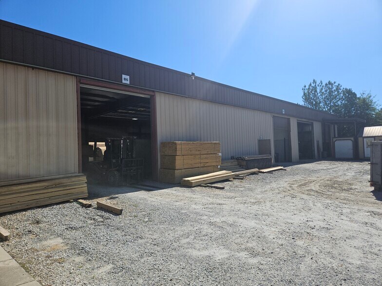 More Photos Of 9184 Turner Rd, Jonesboro Warehouse For Sale
