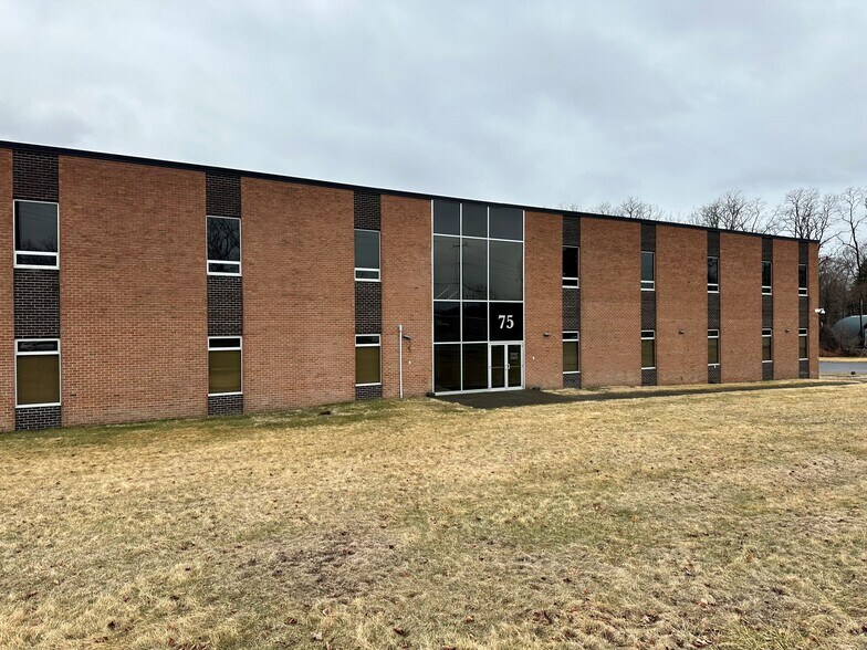 Primary Photo Of 75 Pierces Rd, Newburgh Warehouse For Lease