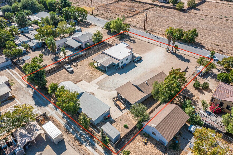 More Photos Of 26380 Green Ave, Hemet Specialty For Sale