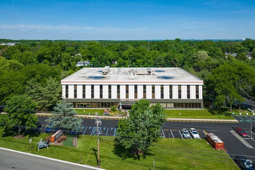More Photos Of 299 Cherry Hill Rd, Parsippany Medical For Lease