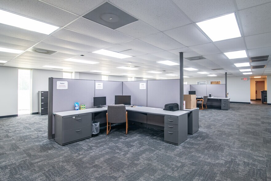 More Photos Of 4900 Highway 501, Myrtle Beach Light Manufacturing For Lease