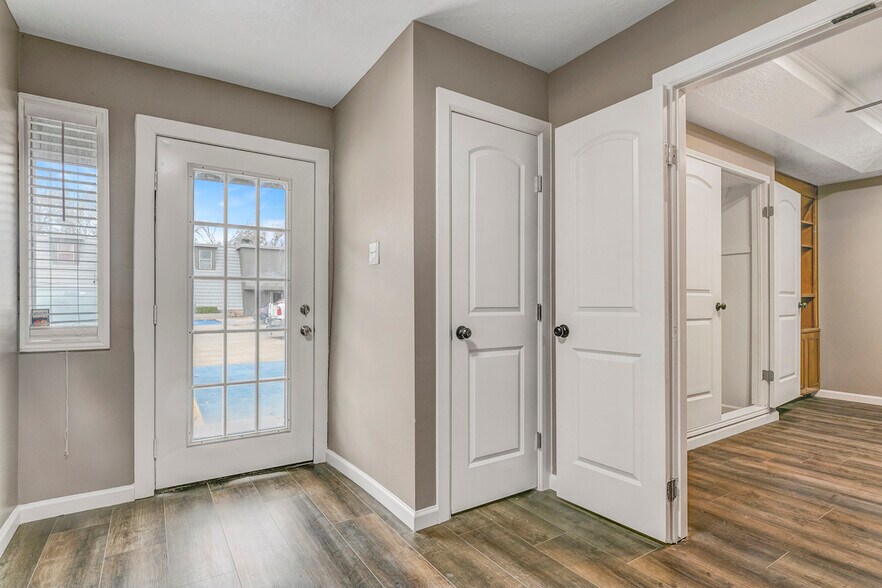 More Photos Of 3350 Mcfaddin Ave, Beaumont Apartments For Lease